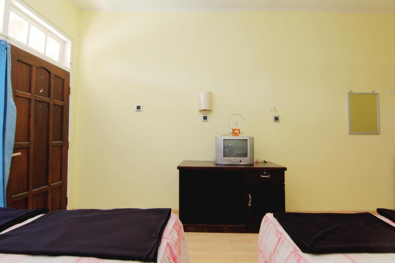 Hotel Wijaya 3 칼리우랑 외부 사진