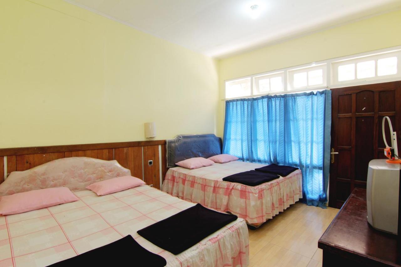 Hotel Wijaya 3 칼리우랑 외부 사진