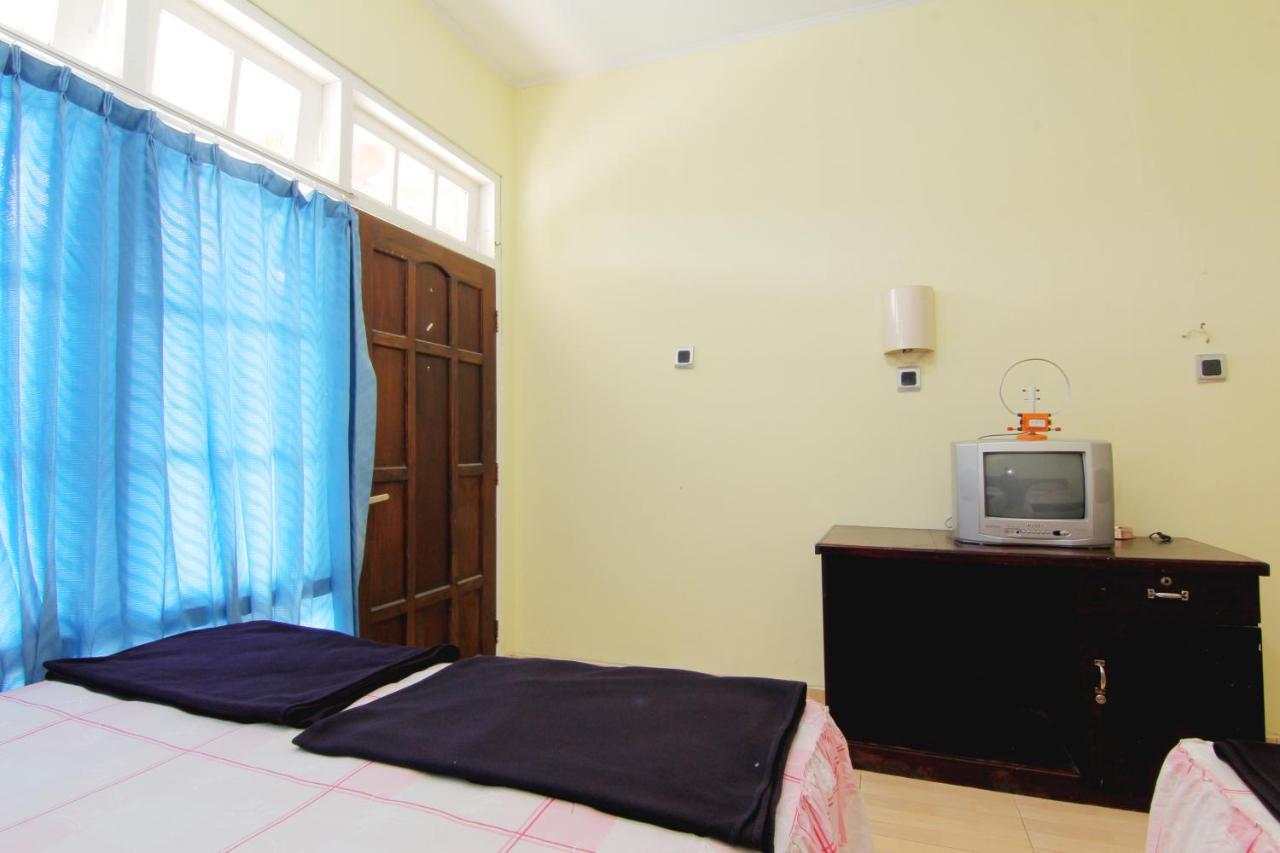 Hotel Wijaya 3 칼리우랑 외부 사진
