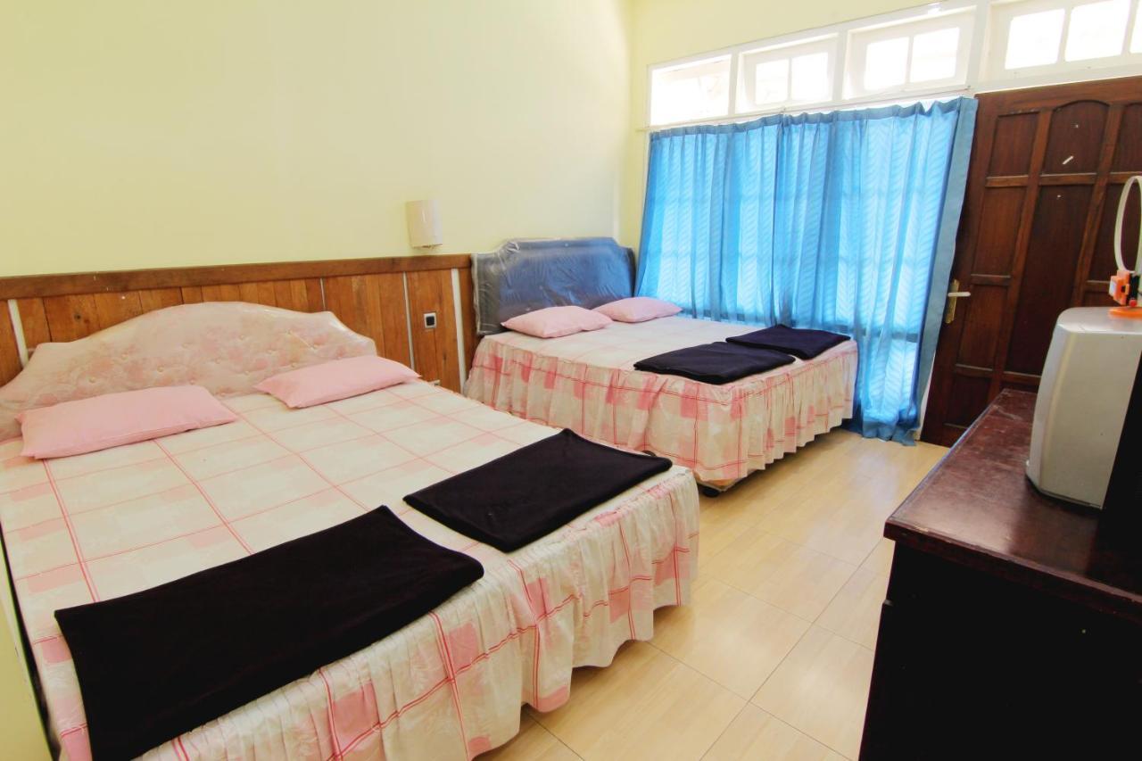 Hotel Wijaya 3 칼리우랑 외부 사진